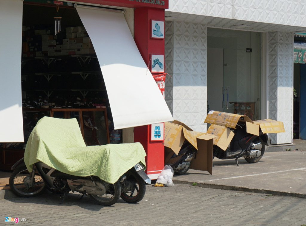 Nguoi ngheo o Nghe An gong minh muu sinh duoi troi nang nhu thieu hinh anh 7