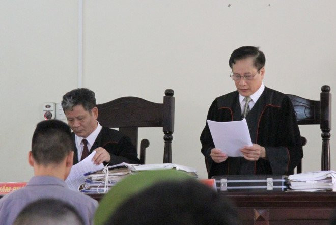 Y an voi ke giet nguoi khien ong Chan ngoi tu oan hinh anh 3