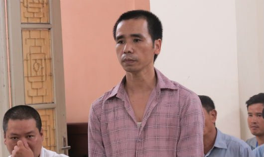  Bị cáo Hùng tại tòa 