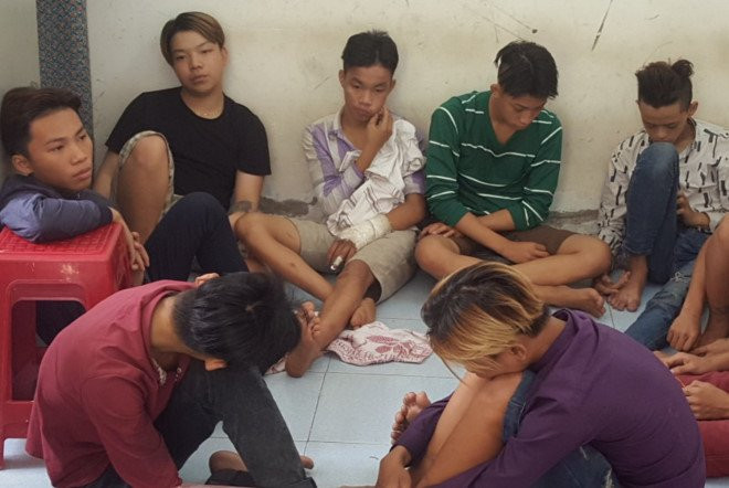 Bang nghien dung ma tau chem nguoi di duong o Sai Gon de cuop hinh anh 1