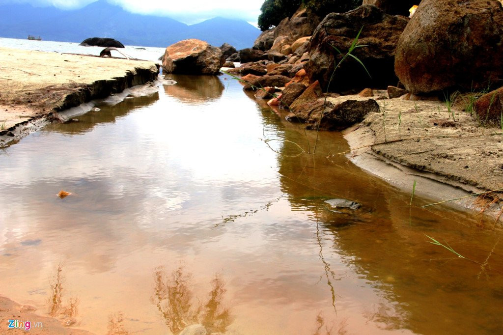 Can canh sat lo quanh 40 mong biet thu trai phep tren nui Son Tra hinh anh 12