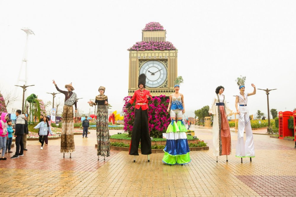 anh 10- Le hoi ky quan muon sac hoa 10