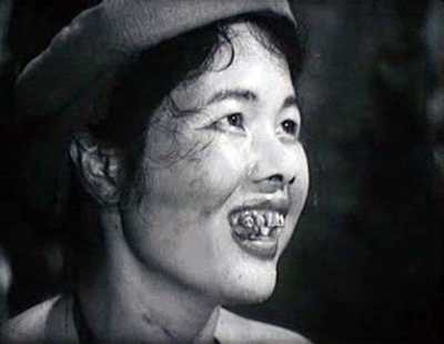 phan tich nhan vat thi no