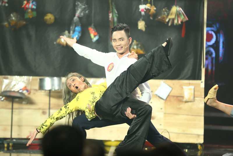 2. Tiet muc cua Anh Tu (1