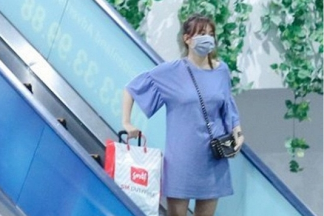 hari-won-dau-long-vi-suot-ngay-bi-bao-co-bau_1