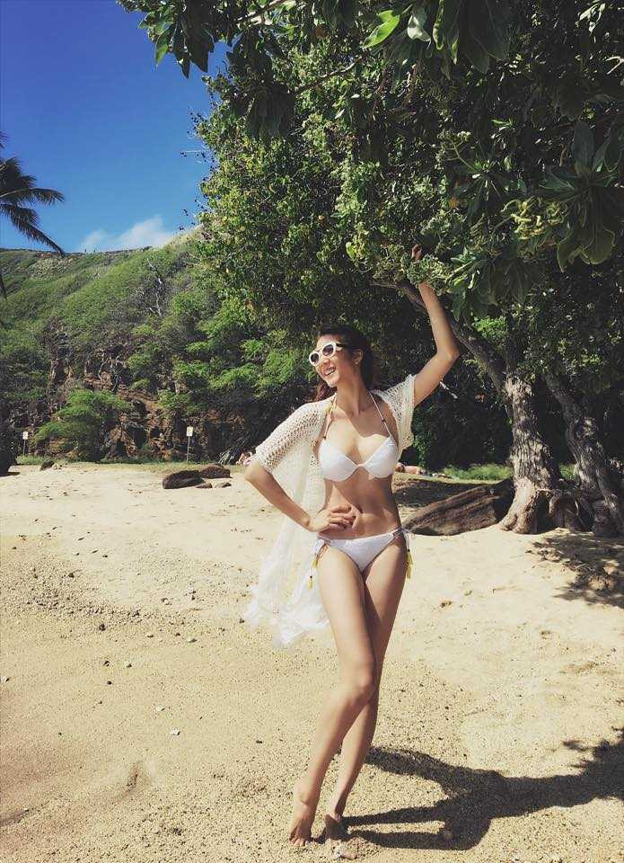 14079949_688718231280397_