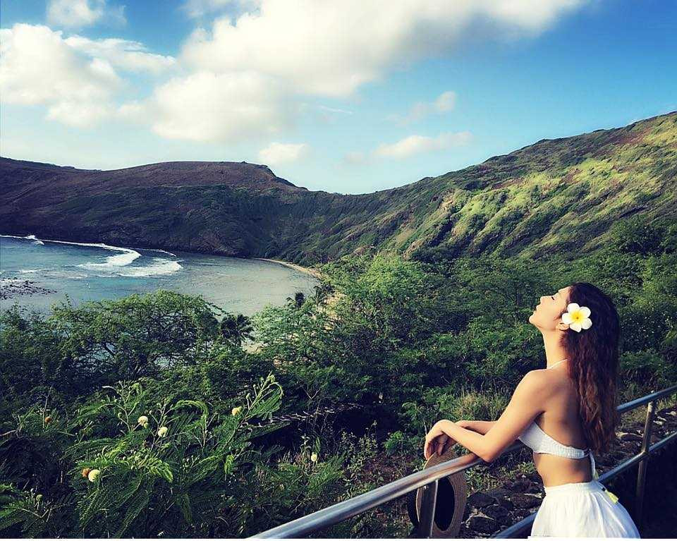 14232534_688848697934017_