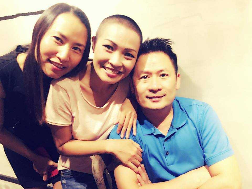 14494887_415383331919088_