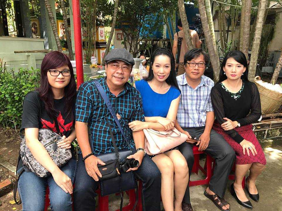 14469535_1238980716140686