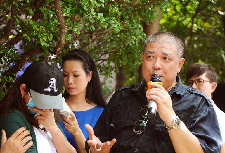 14572162_1260703663992128