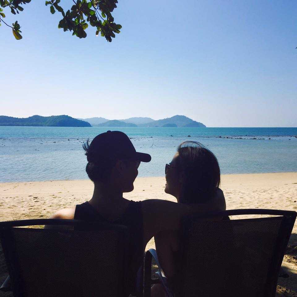 12715775_1015336124372119