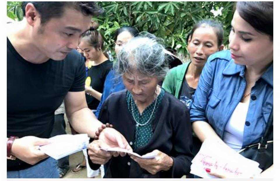 14642291_616434781900367_