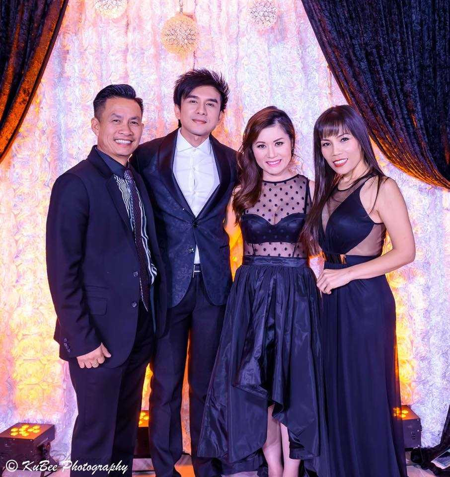 14716117_1015755942406550