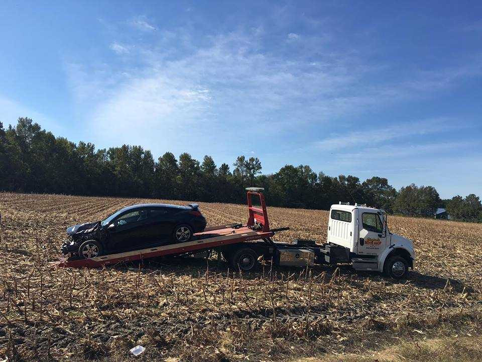 14695512_1020715764856849