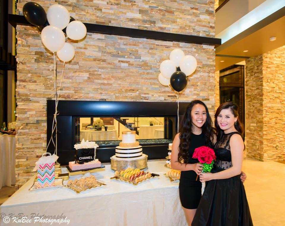 14724623_1015755942325550