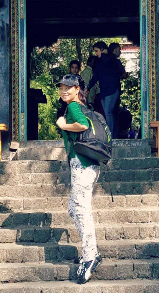 14639761_1133776523373139