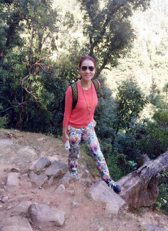 14721581_1134152076668917