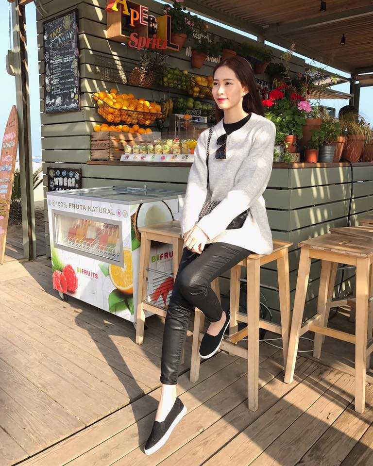 14695351_1060347010743249