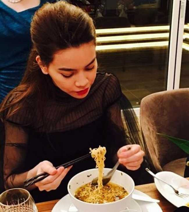 choang voi nhung bua an doi thuc co khi 