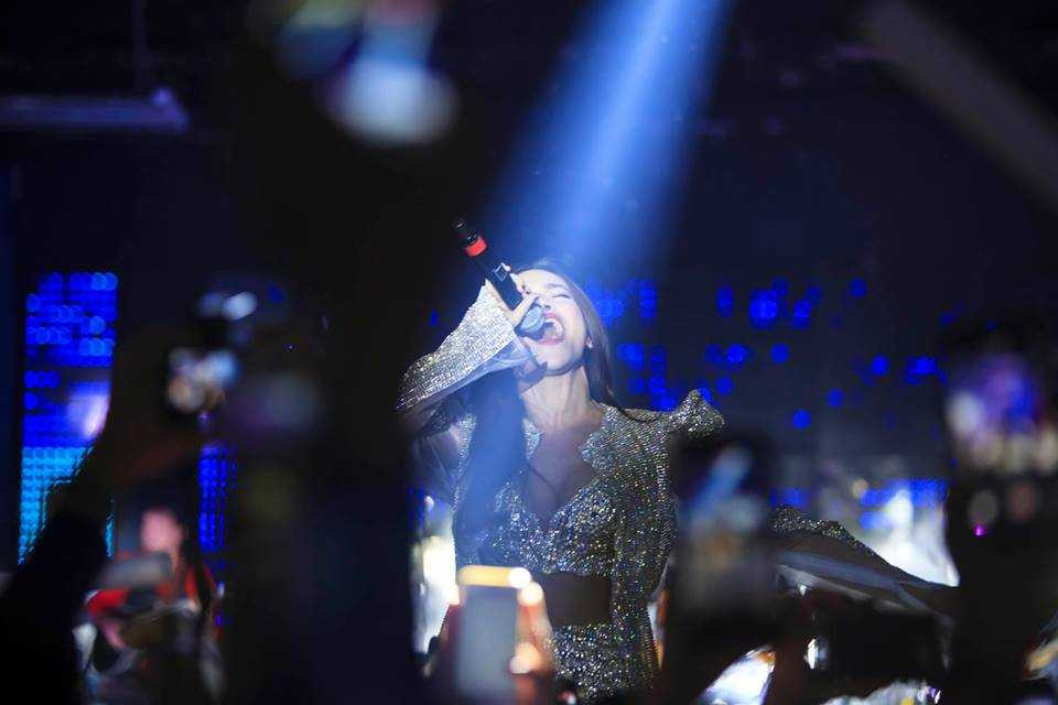 15267501_1587828451243663