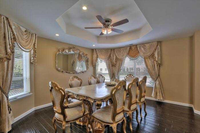 16142322_1015805144545050