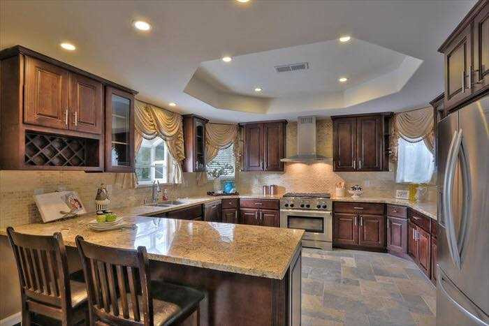 16194900_1015805144541550