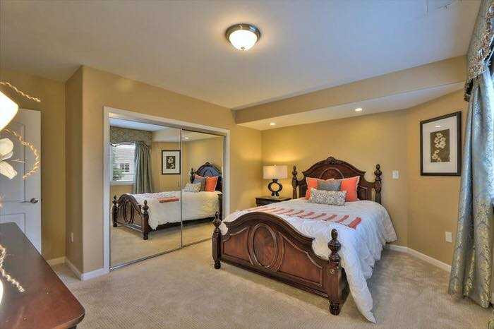 16299064_1015805144553050