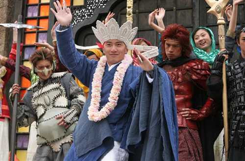 10-phien-ban-cai-bien-tay-du-ky-khac-la-nhat-tren-man-bac-7