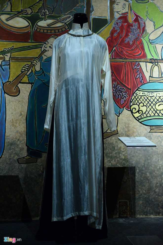 Ao dai Viet cach tan the nao qua cac giai doan lich su? hinh anh 5