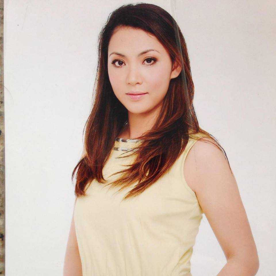 Chị gái xinh đẹp, đi khắp nơi của Hồ Quỳnh Hương - 13