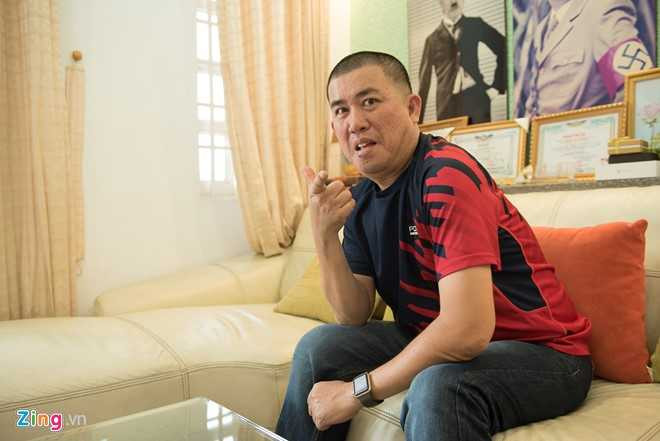 Cuoc song 13 nam xa vo cua nghe si hai Nhat Cuong hinh anh 1