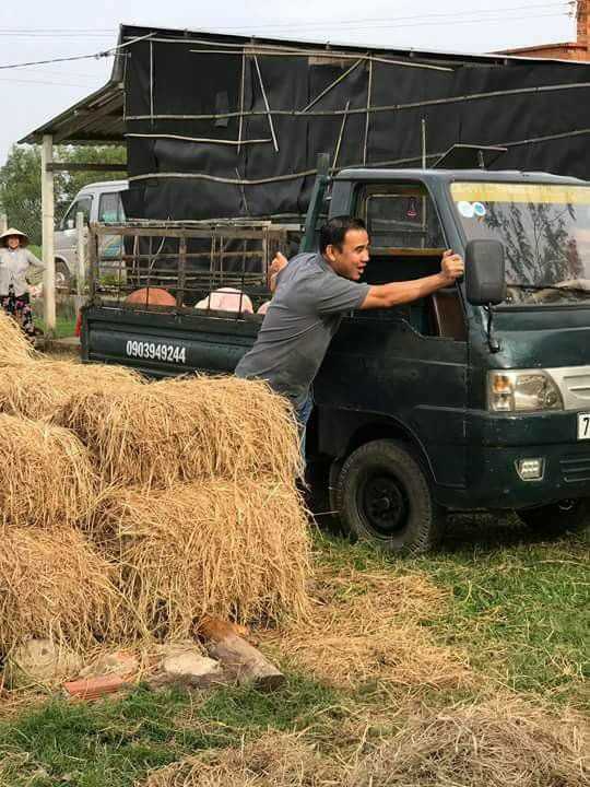 16298956_692579770902709_