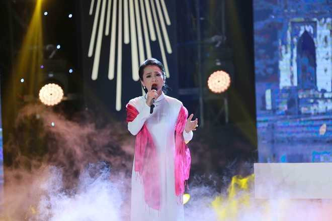 Danh ca Thanh Ha buc minh voi phan thi cua con gai Che Linh hinh anh 1