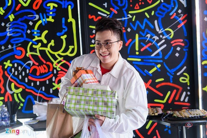 Le Thien Hieu: ‘Toi dang tich luy tien de phau thuat chuyen gioi’ hinh anh 2