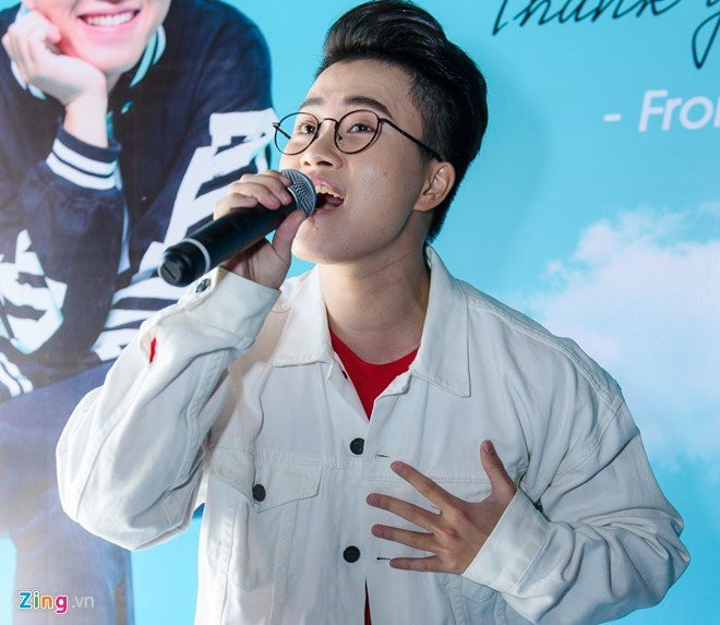 Le Thien Hieu: ‘Toi dang tich luy tien de phau thuat chuyen gioi’ hinh anh 3