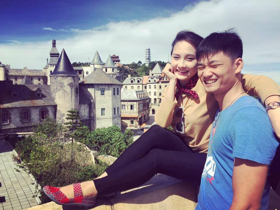 Chong con ngoai doi thuc cua nang dau phim 'Song chung voi me chong' hinh anh 6