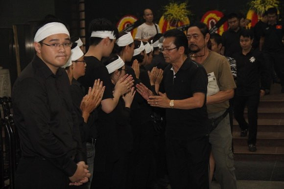 Hinh anh Dam tang nghe si Duy Thanh: Danh thu Hong Son toi vieng som 20