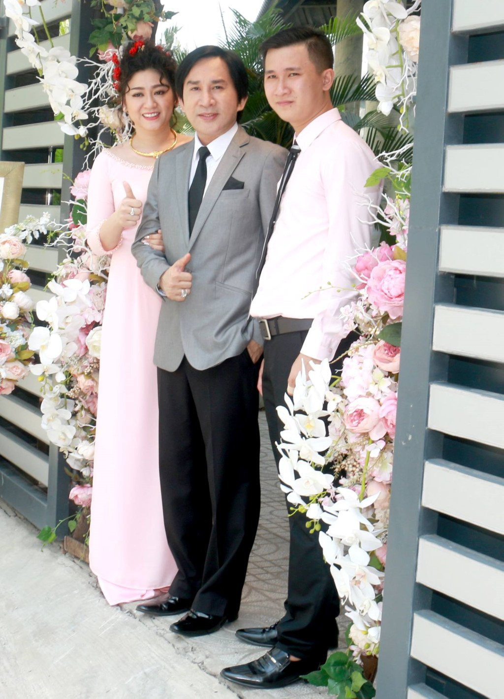 Kim Tu Long hanh phuc trong le dinh hon con gai dau long hinh anh 6