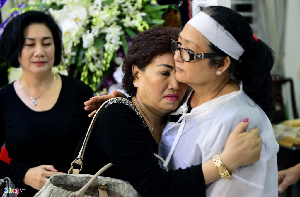 Nghe si Viet den vieng NSUT Thanh Sang hinh anh 9