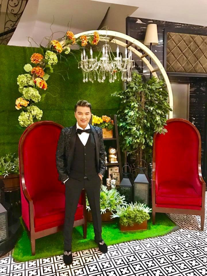 Dam Vinh Hung va dan sao Viet dien trong dam cuoi o Da Nang hinh anh 1