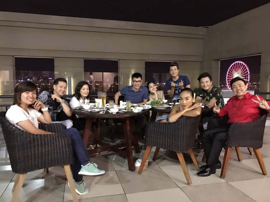 Dam Vinh Hung va dan sao Viet dien trong dam cuoi o Da Nang hinh anh 8