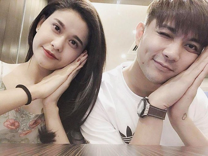 sao-viet-da-chia-tay-nhung-van-phu-nhan-tin-don-ran-nut