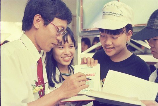 1000010014188765739871418961716076 11