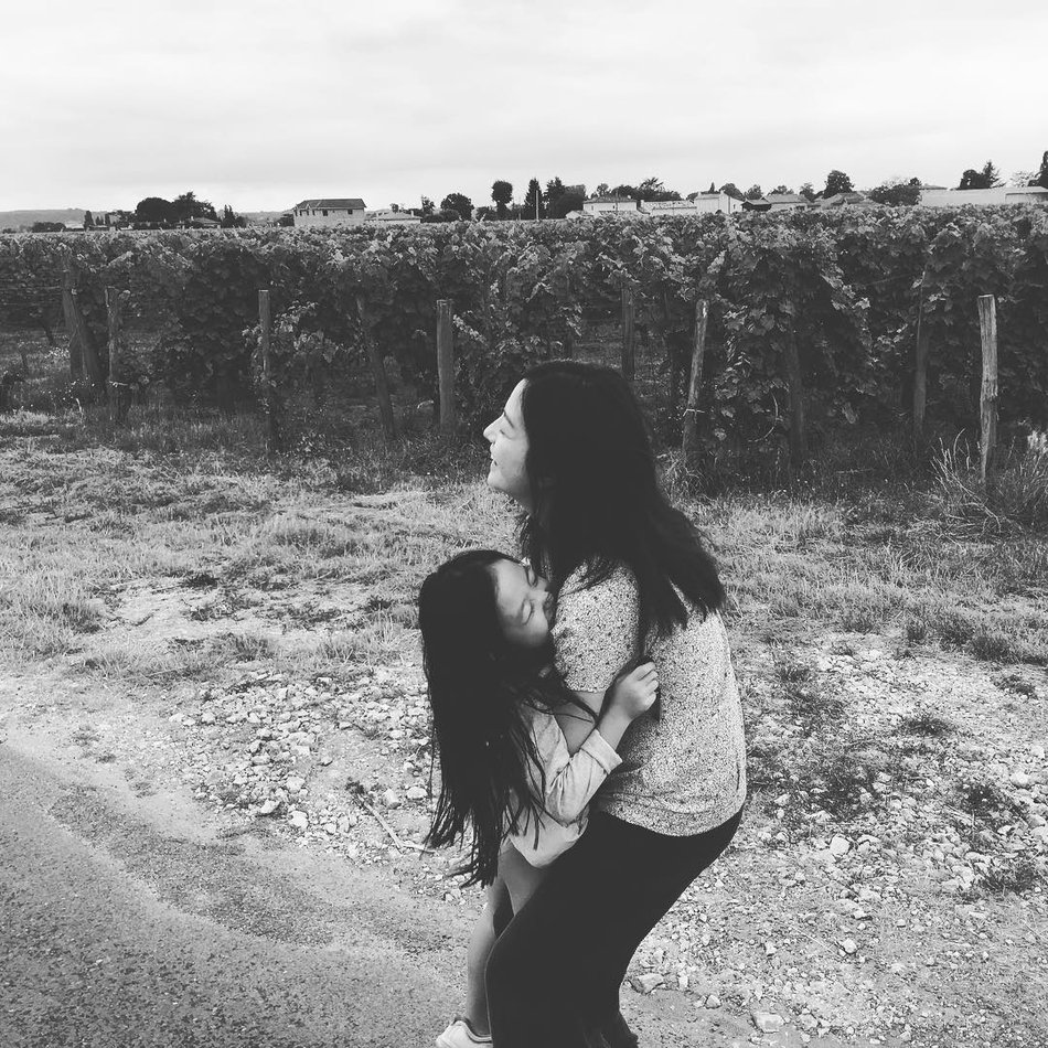 Những bức ảnh giản dị nhưng đong đầy hạnh phúc của tổ ấm Triệu Vy - Huỳnh Hữu Long-10