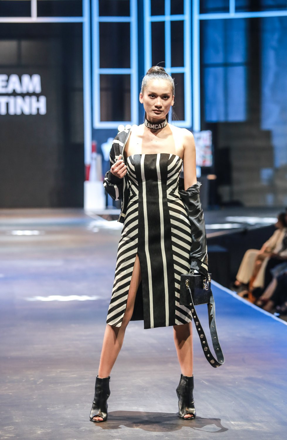 TEAM CA TINH (MINH TU_CHUNG THANH PHONG_DAU TRUONG PHONG CACH) (32) 19