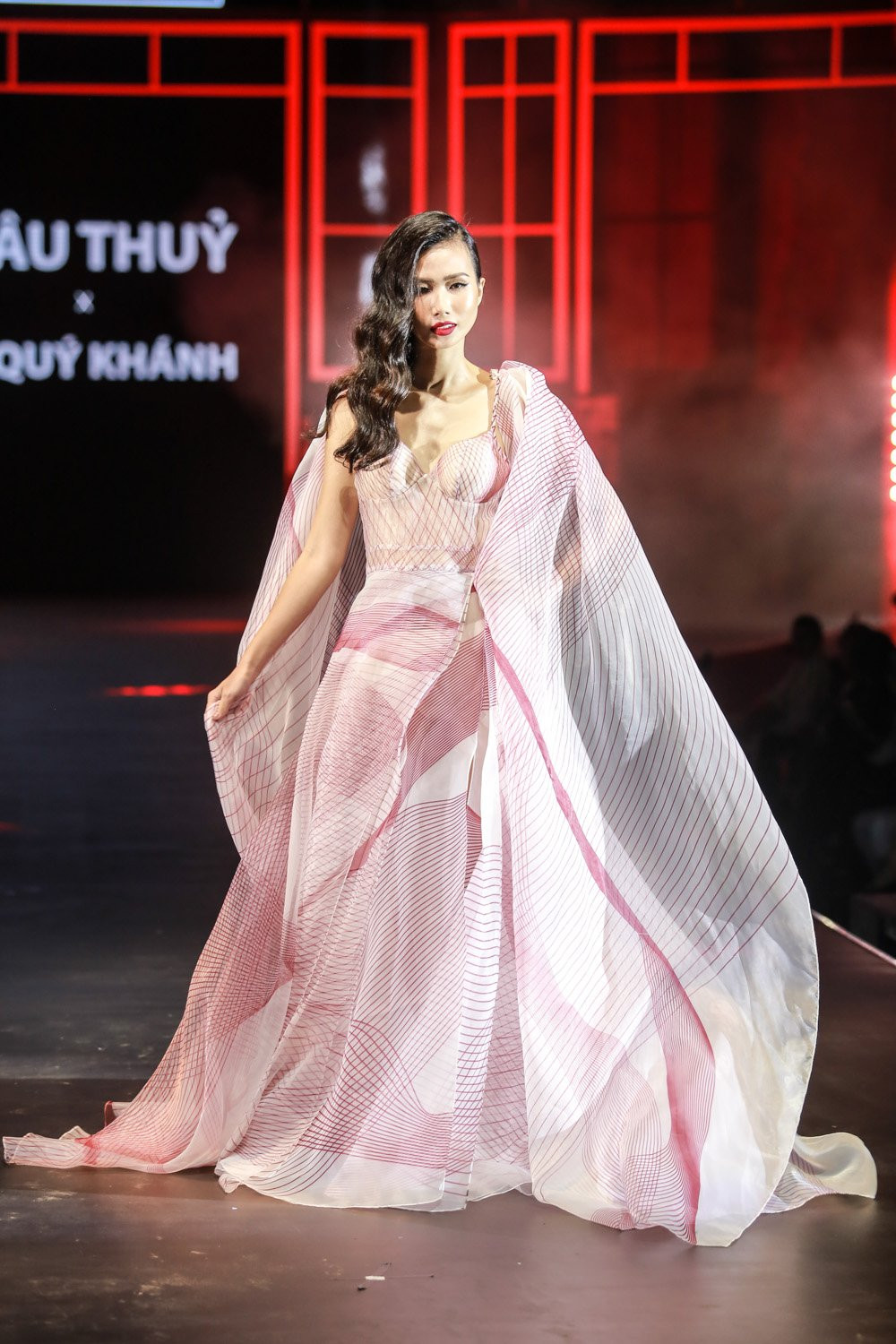 TEAM QUYEN RU (MAU THUY_LY QUI KHANH_DAU TRUONG PHONG CACH) (21) 12