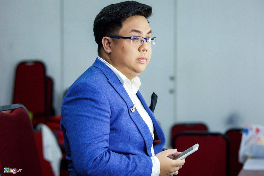 Dien vien Gia Bao: 'Toi muon tu tu khi vo ra khoi nha' hinh anh 2