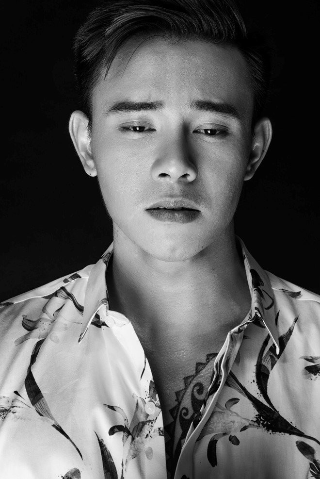 Dong Hung: '5 nam ai goi gi cung hat, tu dam cuoi den khai truong' hinh anh 3