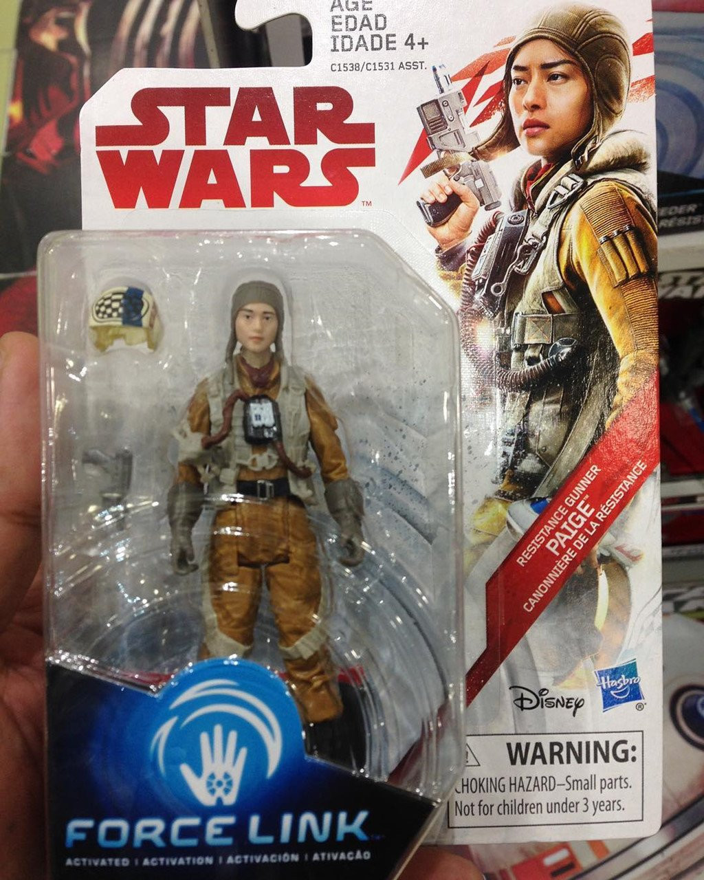 O Star Wars, Ngo Thanh Van co dat dien hon Pham Bang Bang trong X-Men? hinh anh 3