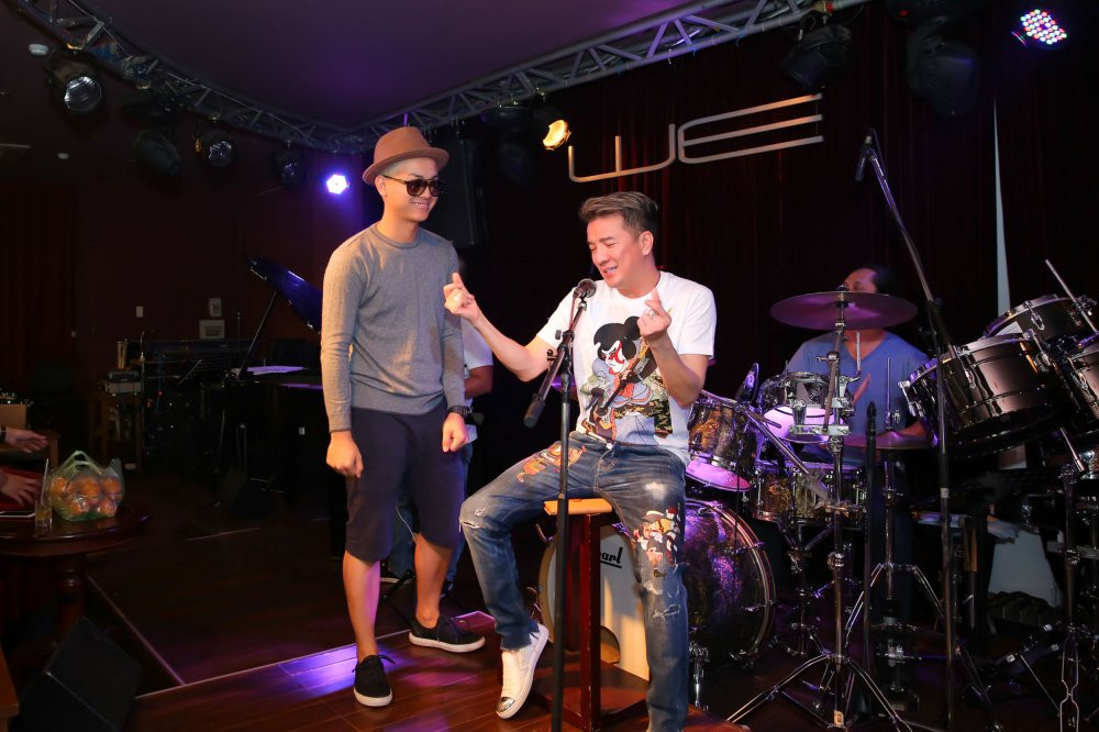 DAM VINH HUNG_DINING WITH STARS (13) 3